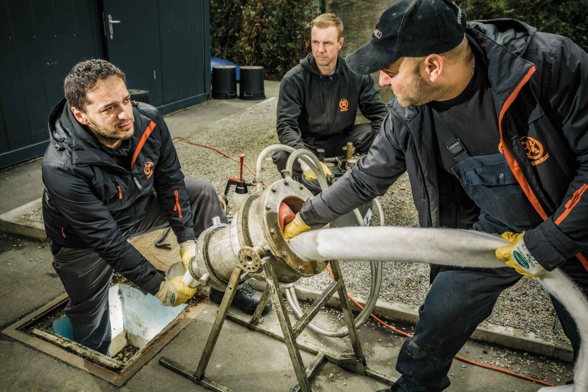 Rohrreinigung, Kanalreinigung und Rohrsanierung von Rohrmax